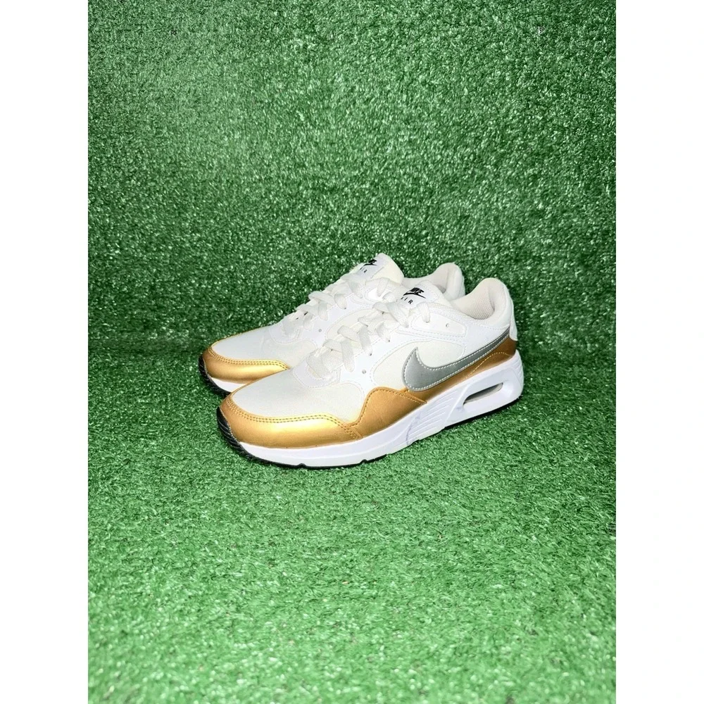 Nike Air Max SC SE Womens Size 9 White Gold Athletic Running Shoes Sneakers